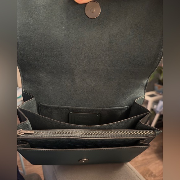 Coach Klare Signature Crossbody/Shoulder bag in Forest Green - Picture 6 of 7